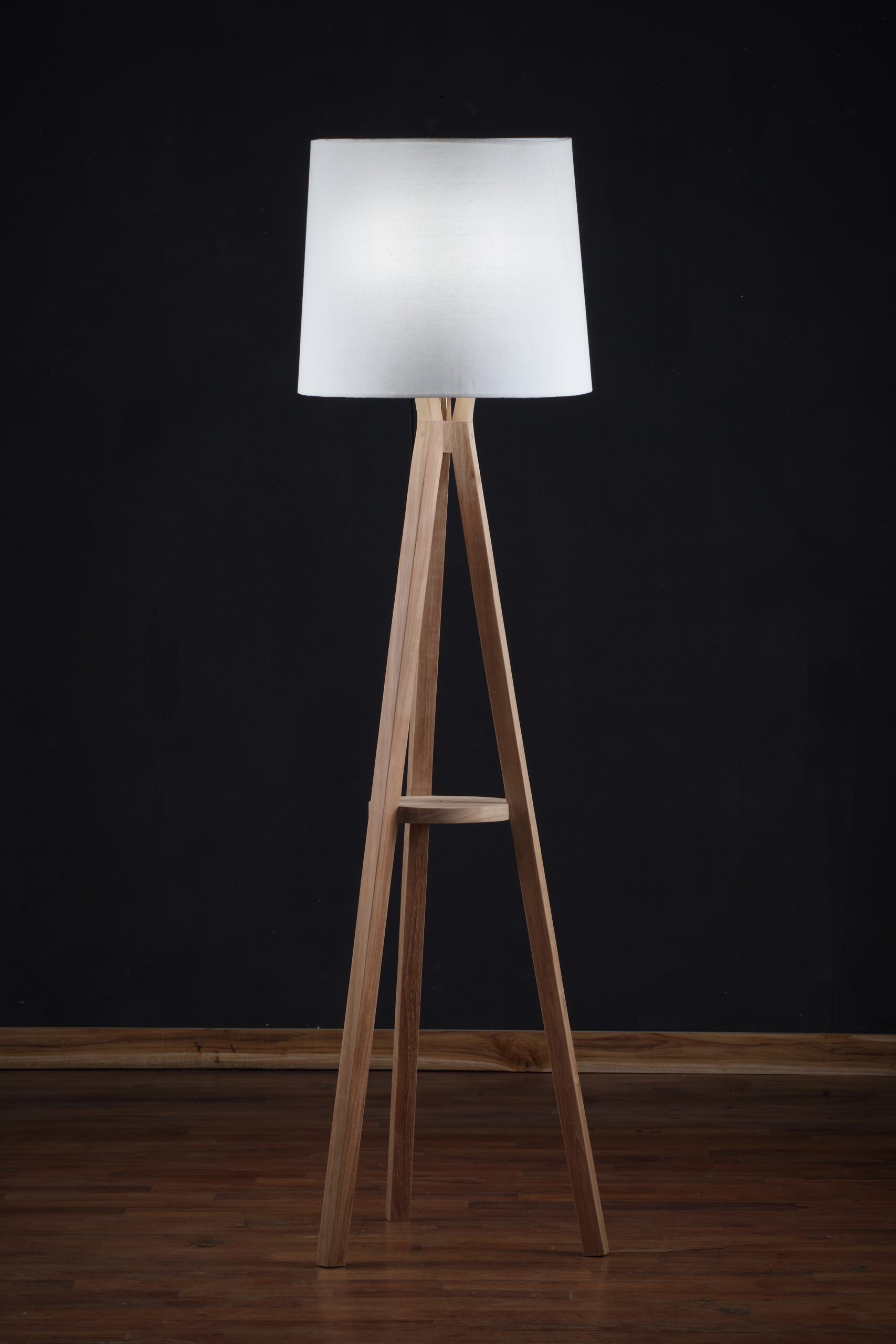 Floor Lamp_009 42X42X132CM