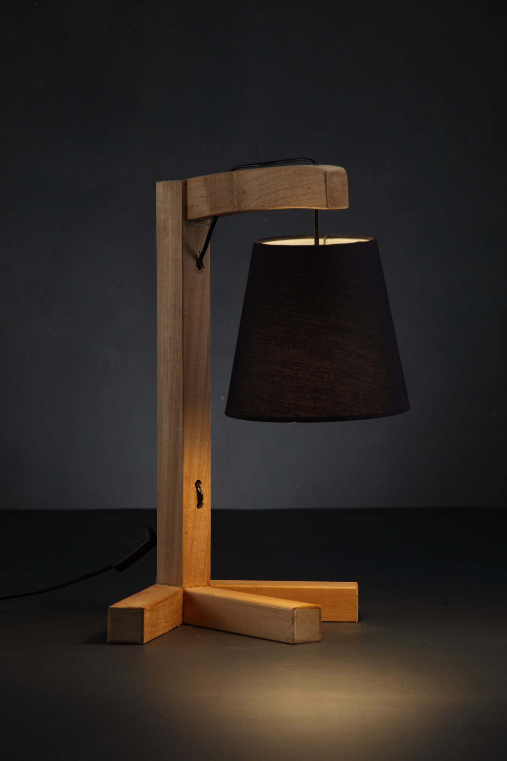 Table Lamp_013 35X31X53CM